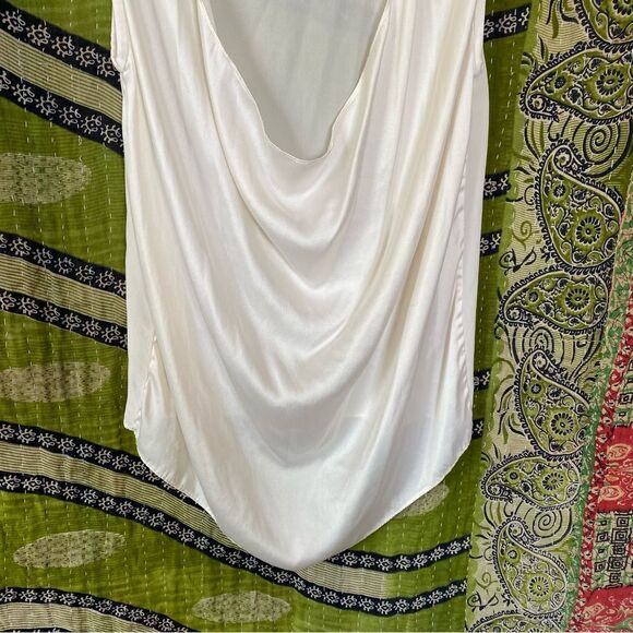 Alice + Olivia Ivory Draped Silk Sleeveless Blouse Size Small - Picture 11 of 15